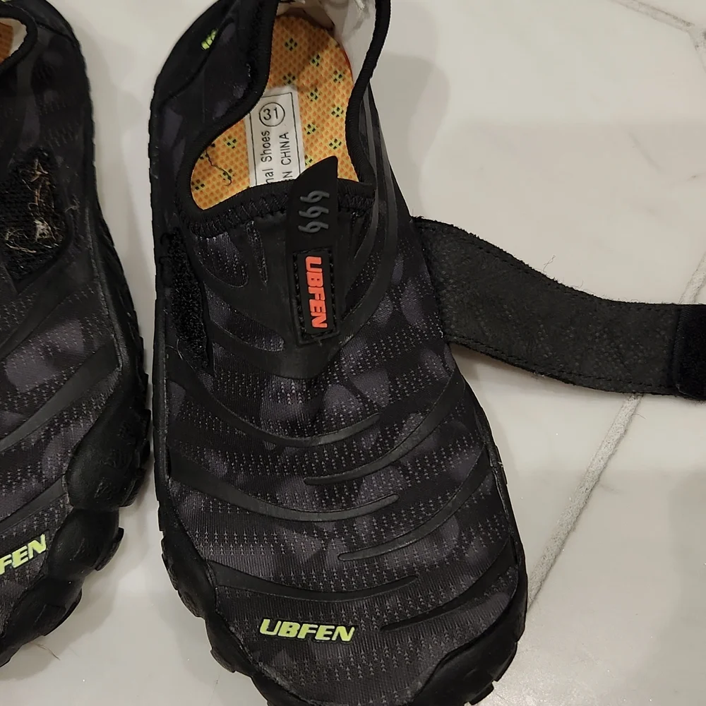 KUBUA water shoes for kids, size 31 EU/13 US